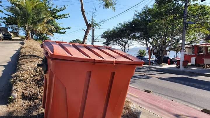 Maricá: Coletores de lixo são instalados em pontos críticos da Cidade