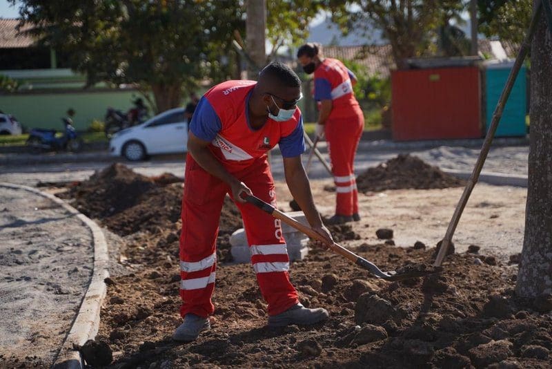 Orla do Marine tem obra de revitalização