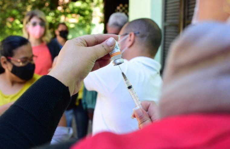 Resumo do primeiro dia de vacinação de adolescentes com comorbidades e deficiências permanentes em Maricá