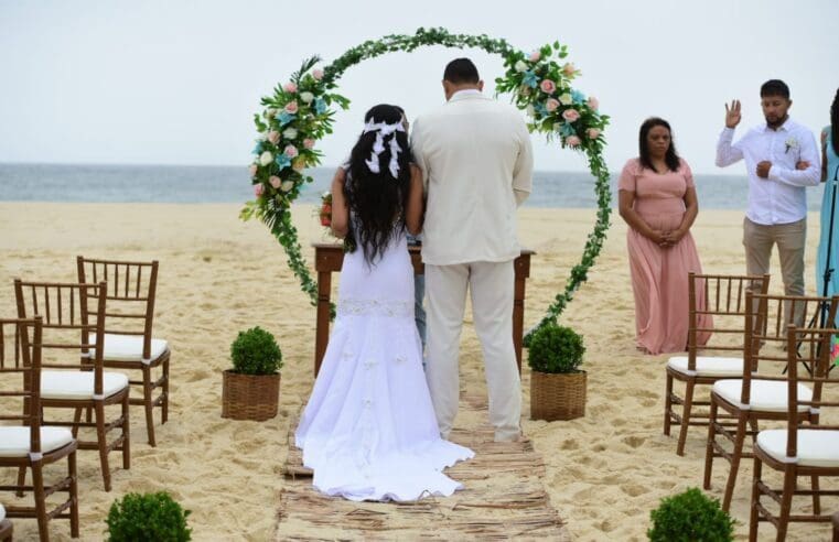 Um casamento dos sonhos na Praia de Maricá