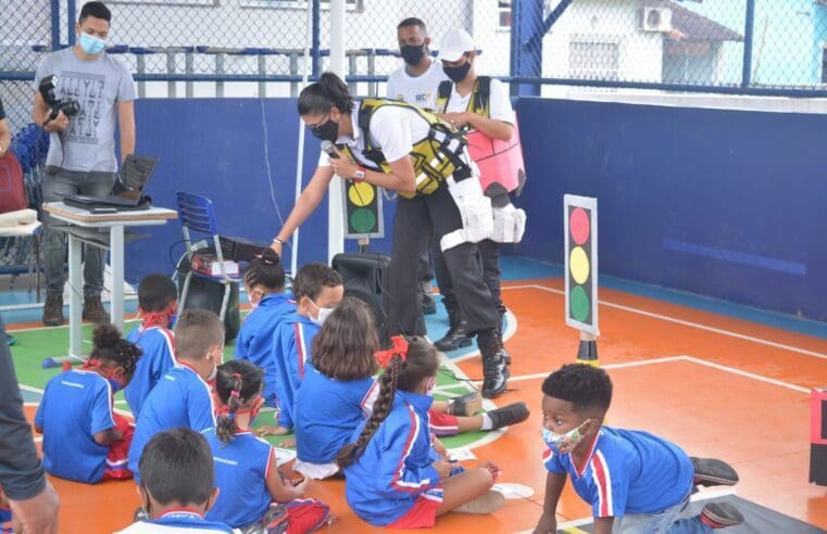 Alunos da rede municipal de Maricá participam de oficina sobre educação no trânsito