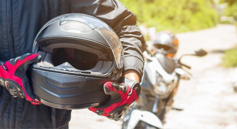 Semana Nacional do Trânsito: Falta de capacete é a principal infração de trânsito cometida por motociclistas em Maricá