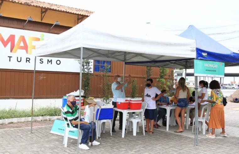 Vacinação itinerante contra a Covid-19 chega a Ponta Negra