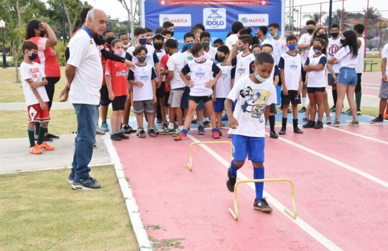 Prefeitura realiza projeto “Ao lado do Ídolo” com alunos do Maricá + Esporte 2