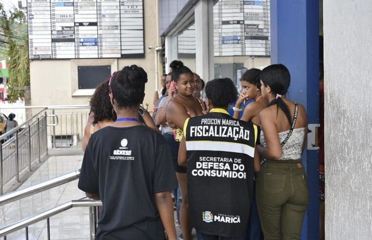 Procon-Maricá visita agências de serviços públicos no Dia do Consumidor