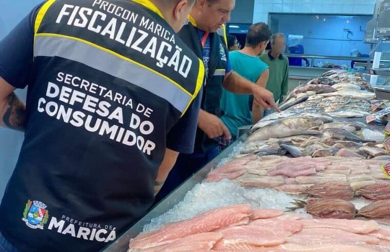 Prefeitura descarta 43 quilos de peixes impróprios para consumo no Centro