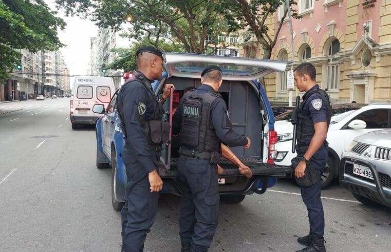 Guardas municipais prendem homem por furto em residência de Maricá