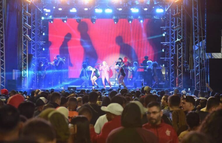 Maricá 209 anos: Duda Beat agita primeiro dia de shows do aniversário da cidade