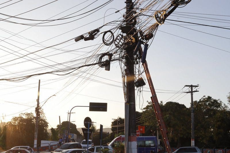 Prefeitura de Maricá dá início ao projeto Limpa Postes