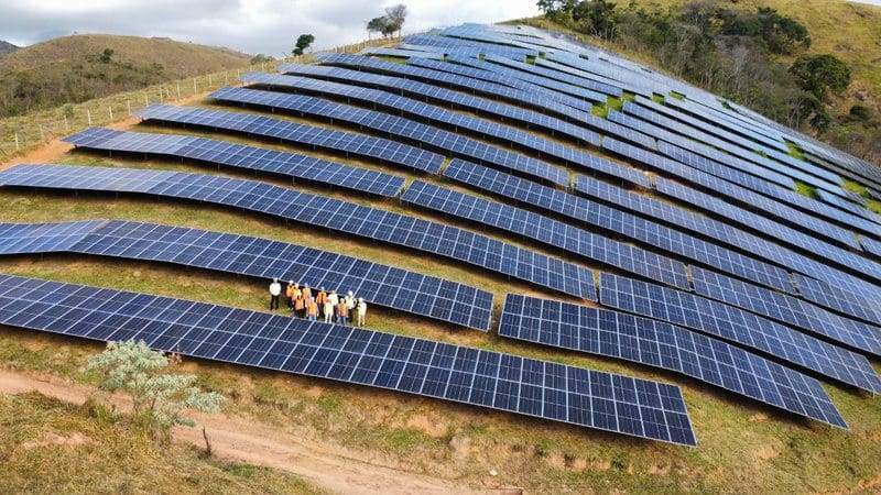 Semana do Meio Ambiente: Águas do Rio inaugura usinas solares na Serra fluminense