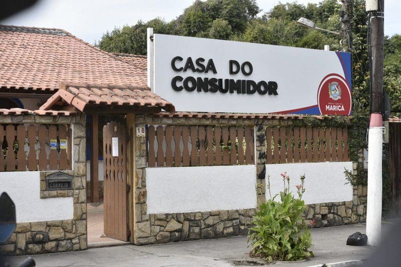 Mutirão para renegociar dívida movimenta Casa do Consumidor de Maricá