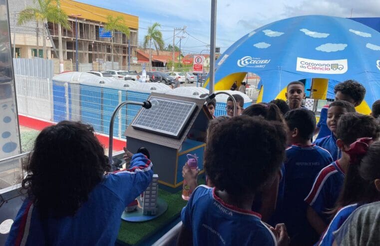 Caravana da Ciência leva conhecimento científico a Itaipuaçu