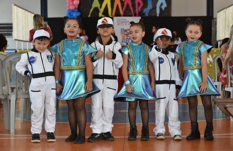 Festart tem dia de dança em escola de Ubatiba