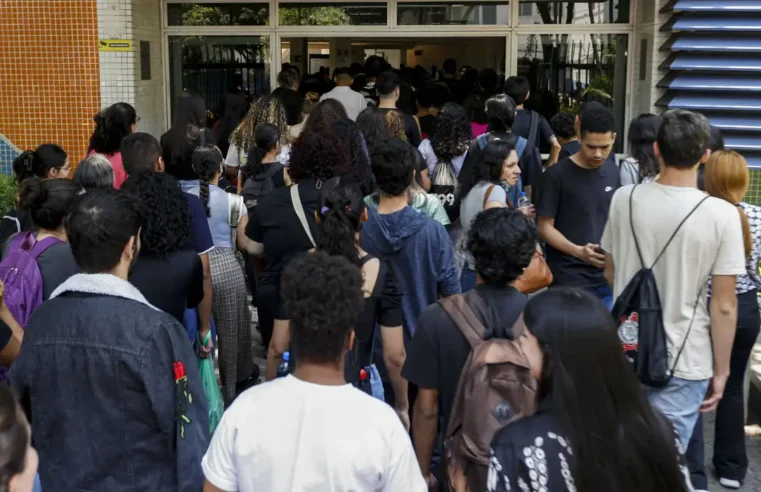 Estudantes começam a receber primeira parcela do Programa PéMeia