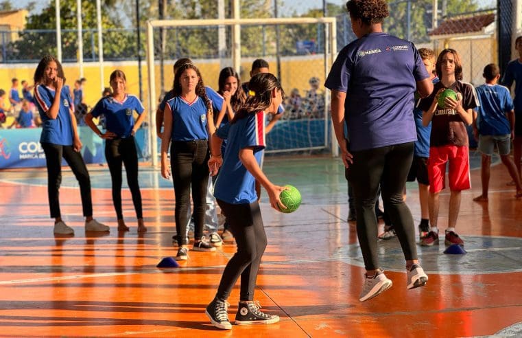 Aulas de Handebol atende mais de 1800 alunos da rede de ensino em Maricá