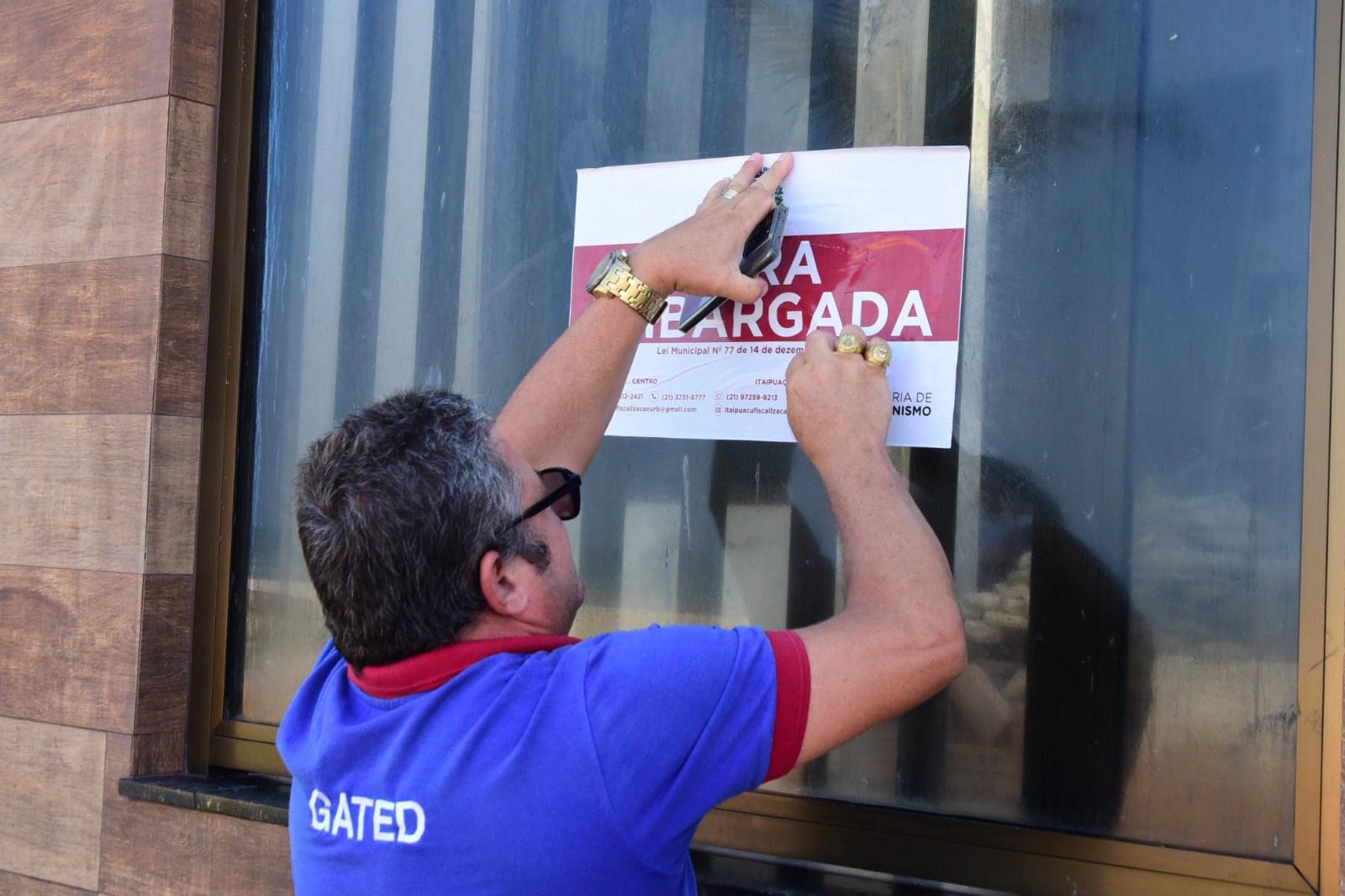 GATED fiscaliza construções irregulares na Praia de Itaipuaçu