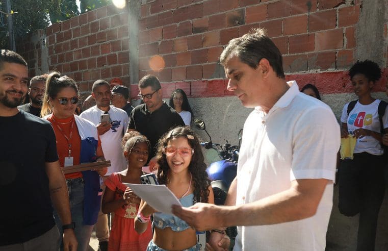 Prefeitura reforma mais 35 casas e leva dignidade a moradores de Maricá