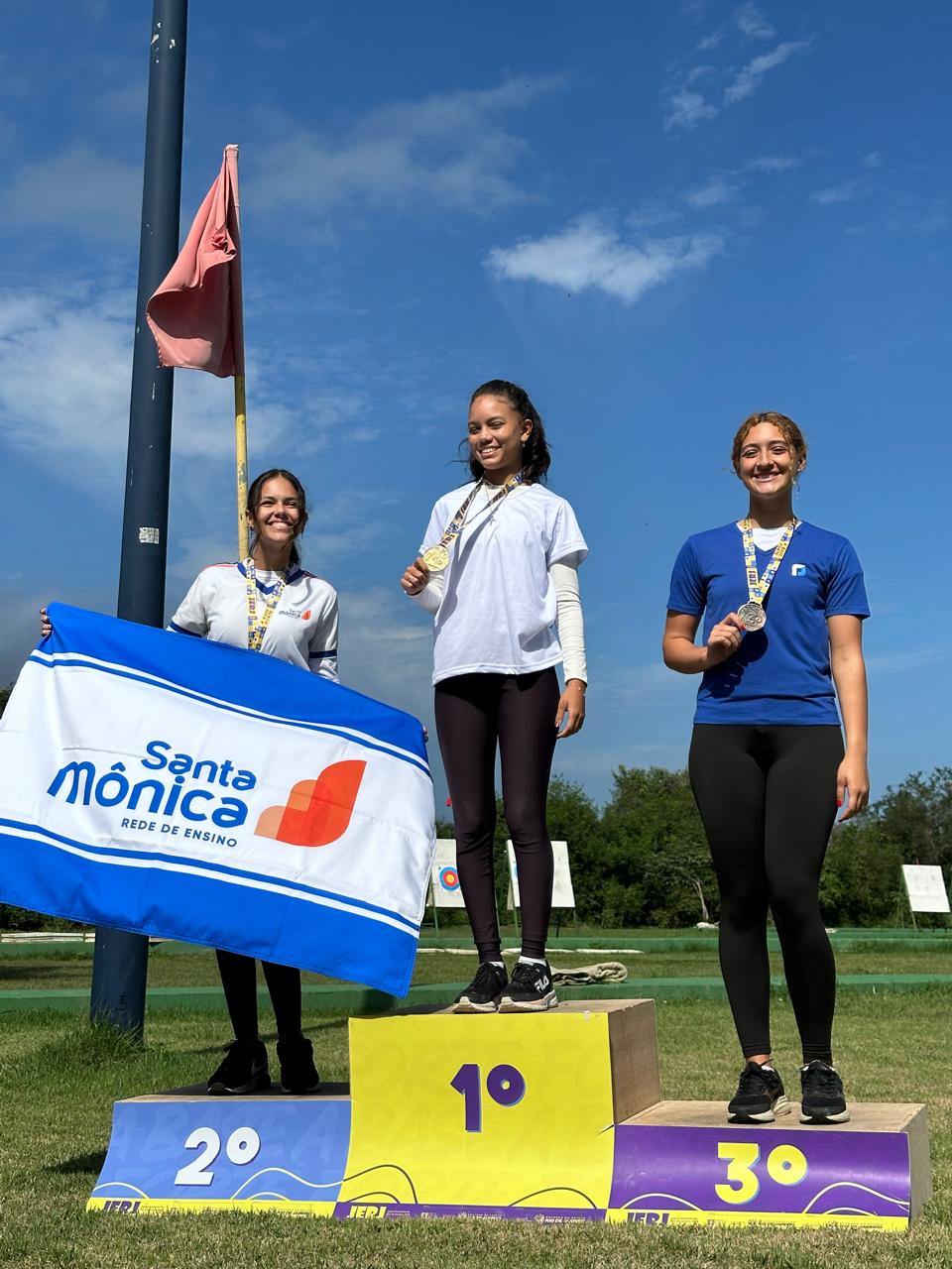 Estudantes de Maricá conquistam medalhas nos Jogos Escolares do Rio de Janeiro