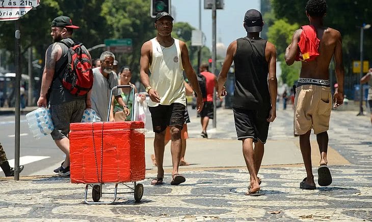 Onda de Calor: Alerta Vermelho de Temperatura é Emitido para 9 Estados