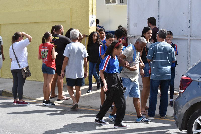 Aulas recomeçam na rede de ensino de Maricá