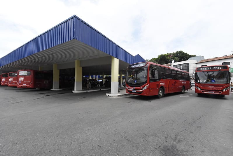 Novas linhas de ônibus começam a circular hoje sábado (28)