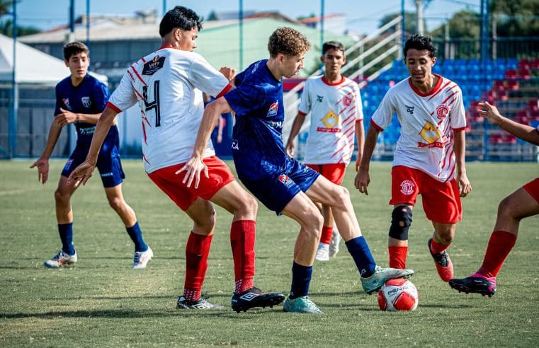 Times sub-15 e sub-17 do Maricá Esporte Competições vencem o Nova Cidade