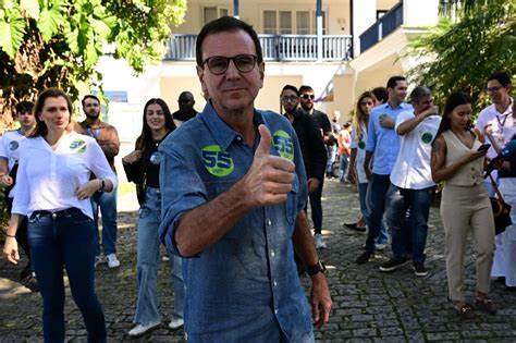 Eduardo Paes Reelege-se Prefeito do Rio de Janeiro