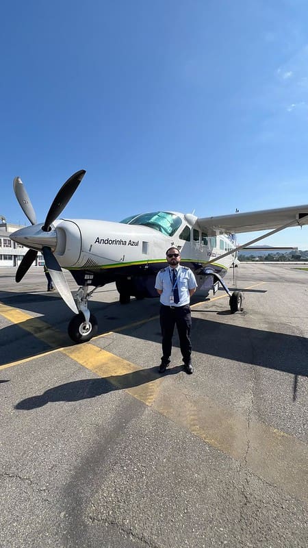 “Grande orgulho”, diz piloto maricaense que comandou voo de São Paulo a Maricá