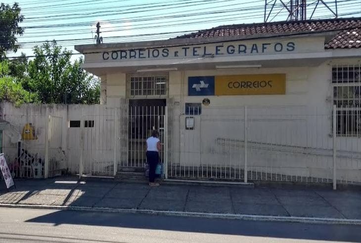 Clientes dos Correios de Maricá denunciam prática de cobrança indevida