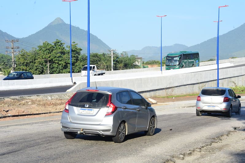 Maricá abre elevado do Flamengo ao tráfego de veículos