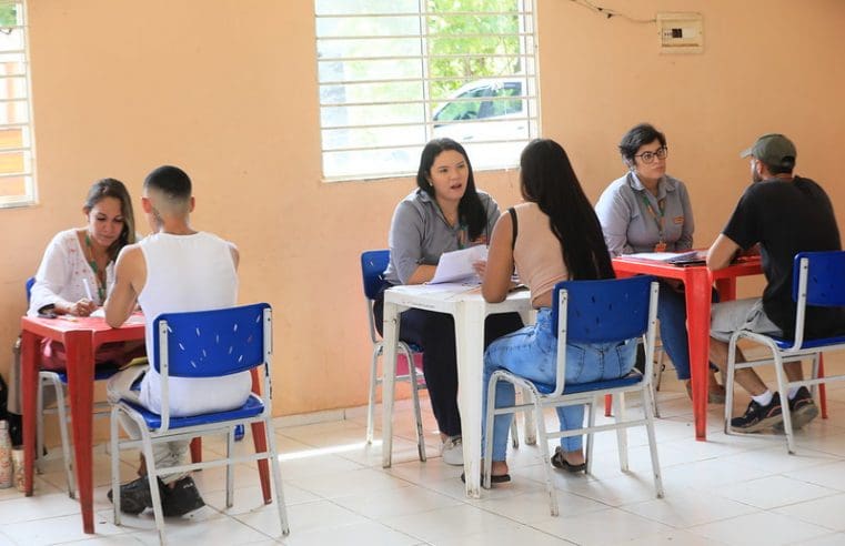 Com o apoio da Prefeitura de Maricá, 200 vagas de empregos são ocupadas por moradores de conjuntos habitacionais