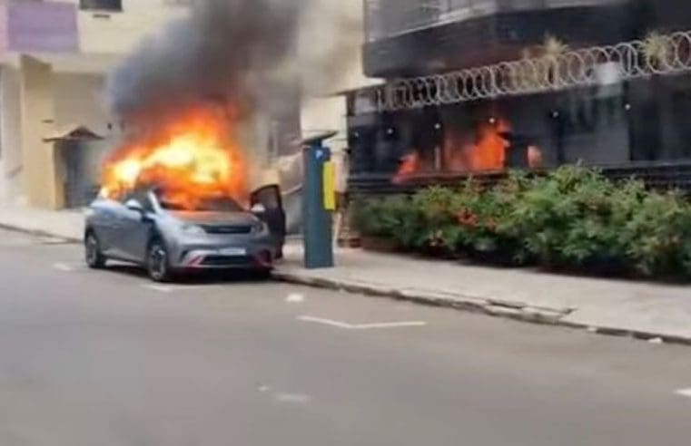 SEU CARRO ELÉTRICO CORRE RISCO! BYD Pega Fogo Durante Recarga