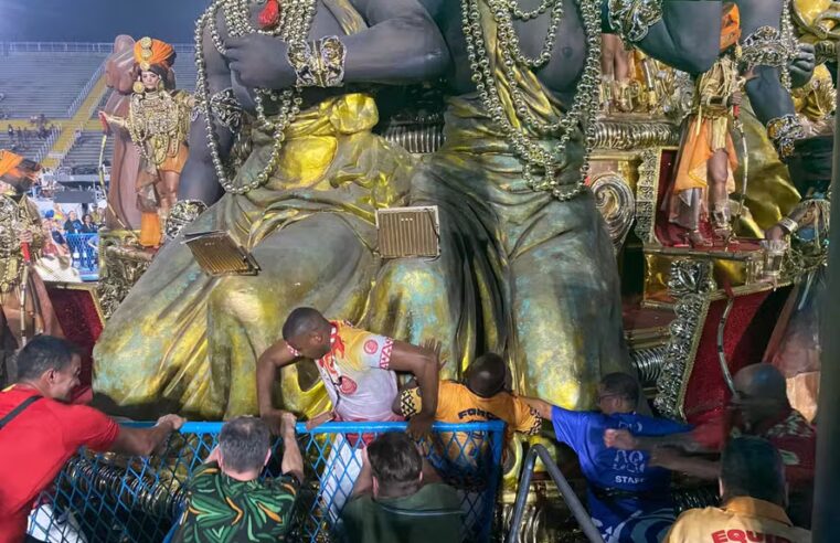 Luxo, Drones e Caos: Noite de Glamour Termina em Pânico na Sapucaí